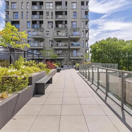 With Access To Sauna And Gym In The Centre By Renters Katovice